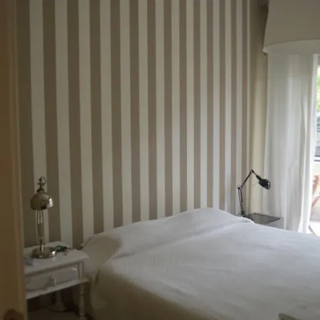 Dome Alvares Cabral Affittacamere Lisbona