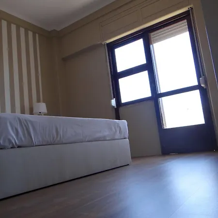 Dome Alvares Cabral 3* Lisbona