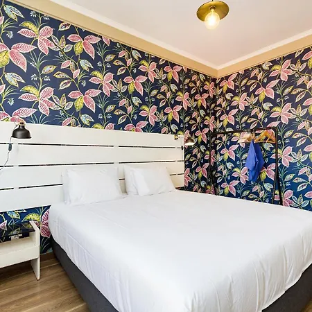 Dome Alvares Cabral Гостевой дом