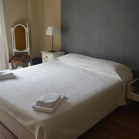 Dome Alvares Cabral Гостевой дом 3*