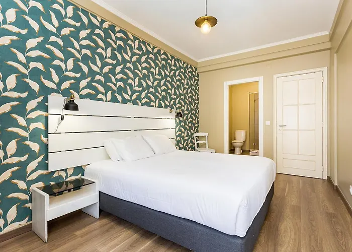 Guest house Dome Alvares Cabral 3*