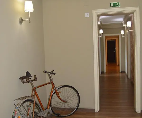 Dome Alvares Cabral Guest house Lisbon