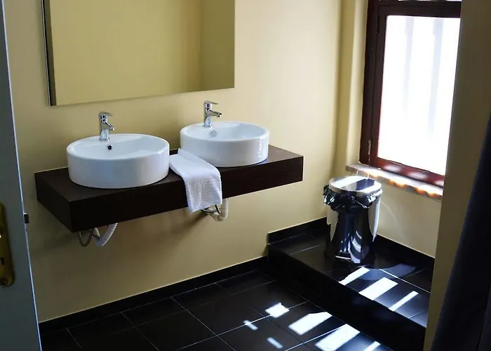 Dome Alvares Cabral Lisbon