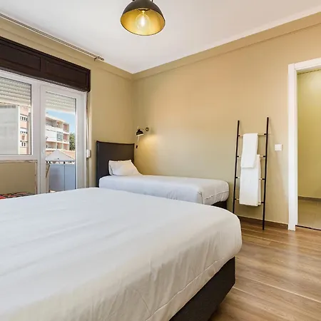 Guest house Wallis Rato Lisbon