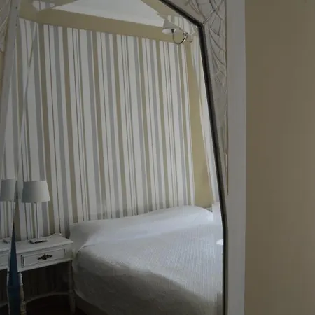 Dome Alvares Cabral Pensjonat Lizbona